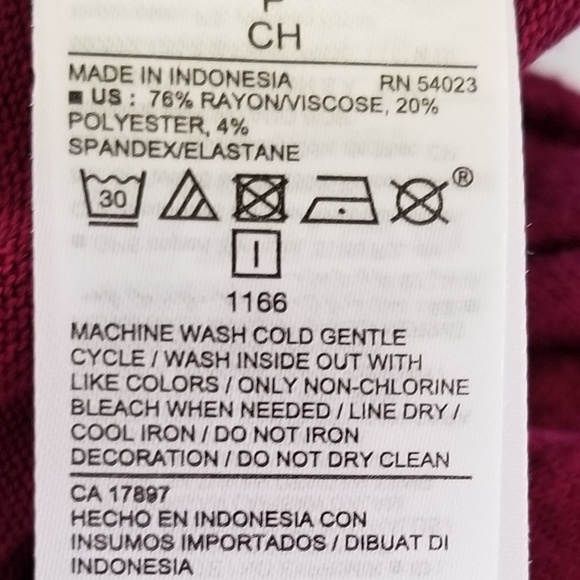 Magenta Tunic with side slits - Picture 4 of 4